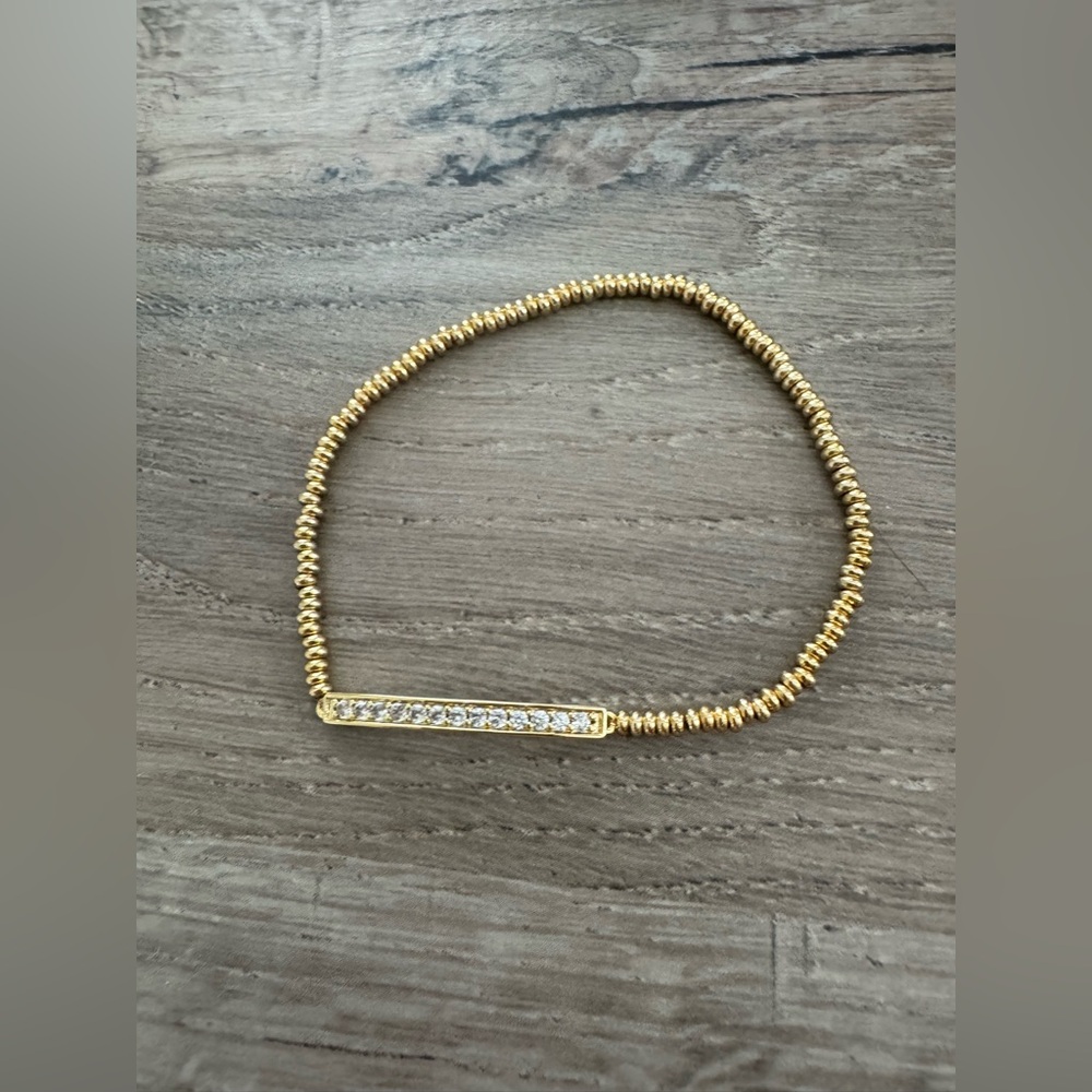 Kendra Scott Gold Addison Stretch Bracelet with Crystal Accents - Picture 3 of 3